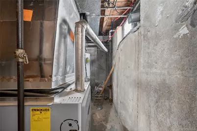 10424 187th Street, Saint Albans, NY 11412 - Photo 28