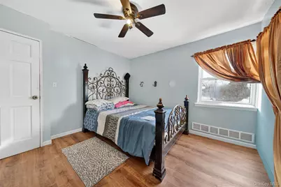 10424 187th Street, Saint Albans, NY 11412 - Photo 16