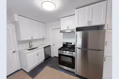 40 4th Street, Valley Stream, NY 11581 - Photo 2