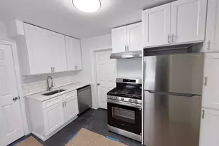 40 4th St, Valley Stream, NY 11581 - Photo 2