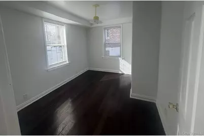 1145 Astor Avenue, Bronx, NY 10469 - Photo 10