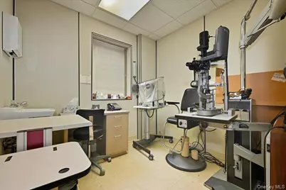 230 Hilton Avenue #107,108,109, Hempstead, NY 11550 - Photo 12