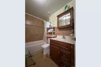 101-18 39th Avenue, Corona, NY 11368 - Photo 6