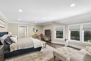 1550 Laurel Hollow Rd, Syosset, NY 11791 - Photo 20