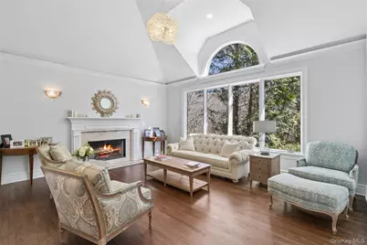 1550 Laurel Hollow Road, Syosset, NY 11791 - Photo 6