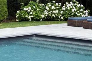 1550 Laurel Hollow Rd, Syosset, NY 11791 - Photo 32