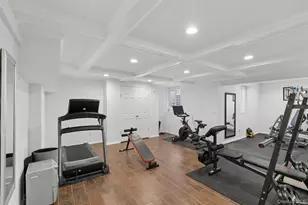 1550 Laurel Hollow Rd, Syosset, NY 11791 - Photo 28