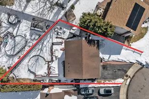 381 Robyn Pl, East Meadow, NY 11554 - Photo 28