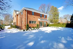 409 Abbey Rd, Manhasset, NY 11030 - Photo 22