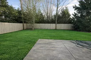 6466 Hawley Ave, West Islip, NY 11795 - Photo 16