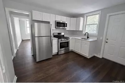 64-66 Hawley Avenue #66, West Islip, NY 11795 - Photo 4