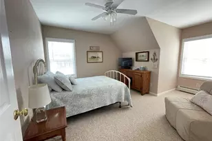 59 Peconic Ave, Shelter Island, NY 11964 - Photo 10