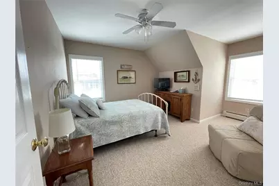 59 Peconic Avenue, Shelter Island, NY 11964 - Photo 18