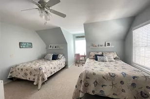 59 Peconic Ave, Shelter Island, NY 11964 - Photo 12