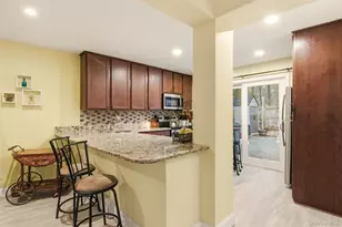 2 Lakeland Pl, Farmingville, NY 11738 - Photo 10