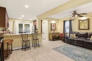 2 Lakeland Pl, Farmingville, NY 11738 - Photo 6