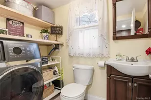 2 Lakeland Pl, Farmingville, NY 11738 - Photo 16