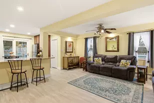 2 Lakeland Pl, Farmingville, NY 11738 - Photo 8