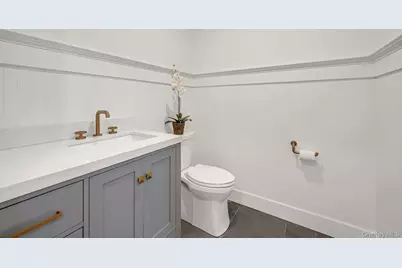 32 Sycamore Road, Scarsdale, NY 10583 - Photo 26