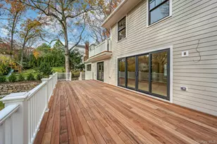 32 Sycamore Rd, Scarsdale, NY 10583 - Photo 14