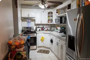 213-29 Murdock Ave, Queens Village, NY 11429 - Photo 4