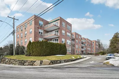 4 Putnam Hill #4F, Greenwich, NY 06830 - Photo 20