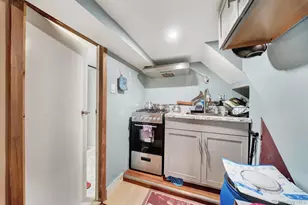 93-17 214th St, Queens Village, NY 11428 - Photo 20