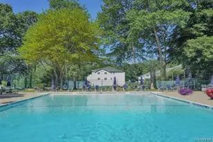 508 Fox Hill Dr, Calverton, NY 11933 - Photo 32