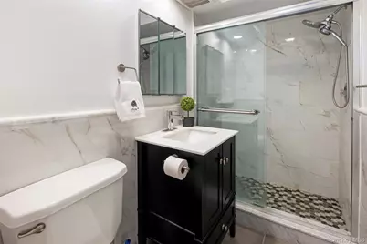 21 Canterbury Road #6, Great Neck, NY 11021 - Photo 26