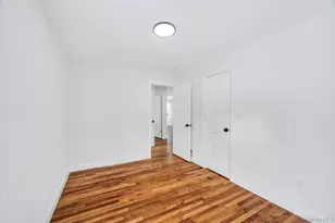 33 Silverpine Dr, Amityville, NY 11701 - Photo 12