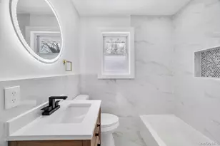 33 Silverpine Dr, Amityville, NY 11701 - Photo 10