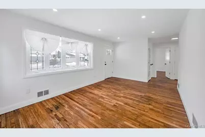 33 Silverpine Drive, Amityville, NY 11701 - Photo 6