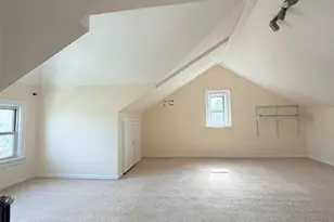 46-28 Utopia Pkwy, Flushing, NY 11358 - Photo 10