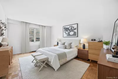 300 E 40th Street #4T, New York, NY 10016 - Photo 12