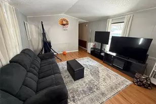 379 Ellen (Aka Forest Park) St, Wallkill, NY 12589 - Photo 10