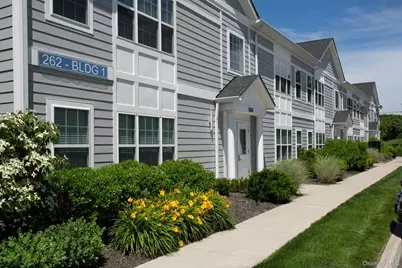 262 Indian Head Road #206, Kings Park, NY 11754 - Photo 2