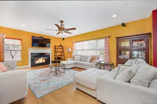 2 Equine Ln, Lake Grove, NY 11755 - Photo 12