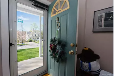 90 S Middletown Road, Pearl River, NY 10965 - Photo 4