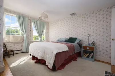 90 S Middletown Road, Pearl River, NY 10965 - Photo 34