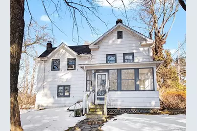 62 N Airmont Road, Suffern, NY 10901 - Photo 2