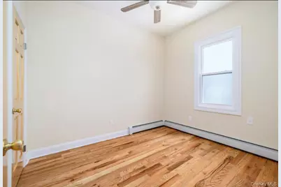 14614 Shore Avenue, Jamaica, NY 11435 - Photo 6