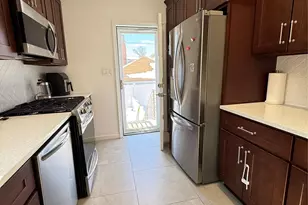 16 Sportsmans Ave, Freeport, NY 11520 - Photo 10