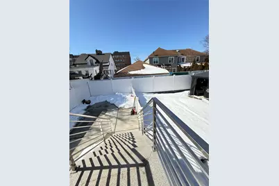 16 Sportsmans Avenue, Freeport, NY 11520 - Photo 38