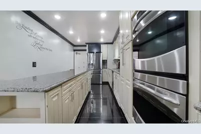 10743 Inwood Street, Jamaica, NY 11435 - Photo 10