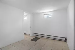 107-43 Inwood St, Jamaica, NY 11435 - Photo 36