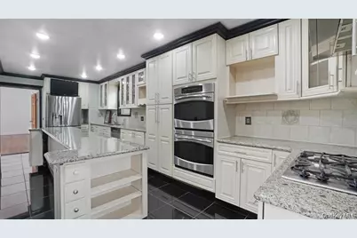 10743 Inwood Street, Jamaica, NY 11435 - Photo 8