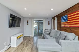 5 Longleaf Ln, Medford, NY 11763 - Photo 14