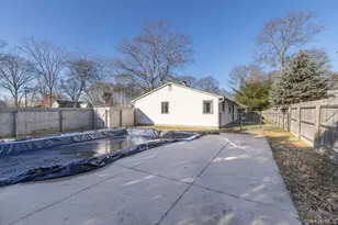 5 Longleaf Ln, Medford, NY 11763 - Photo 24