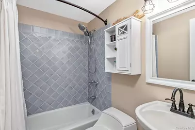 5 Longleaf Lane, Medford, NY 11763 - Photo 18