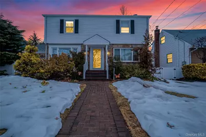 30 Gifford Avenue, Oceanside, NY 11572 - Photo 32